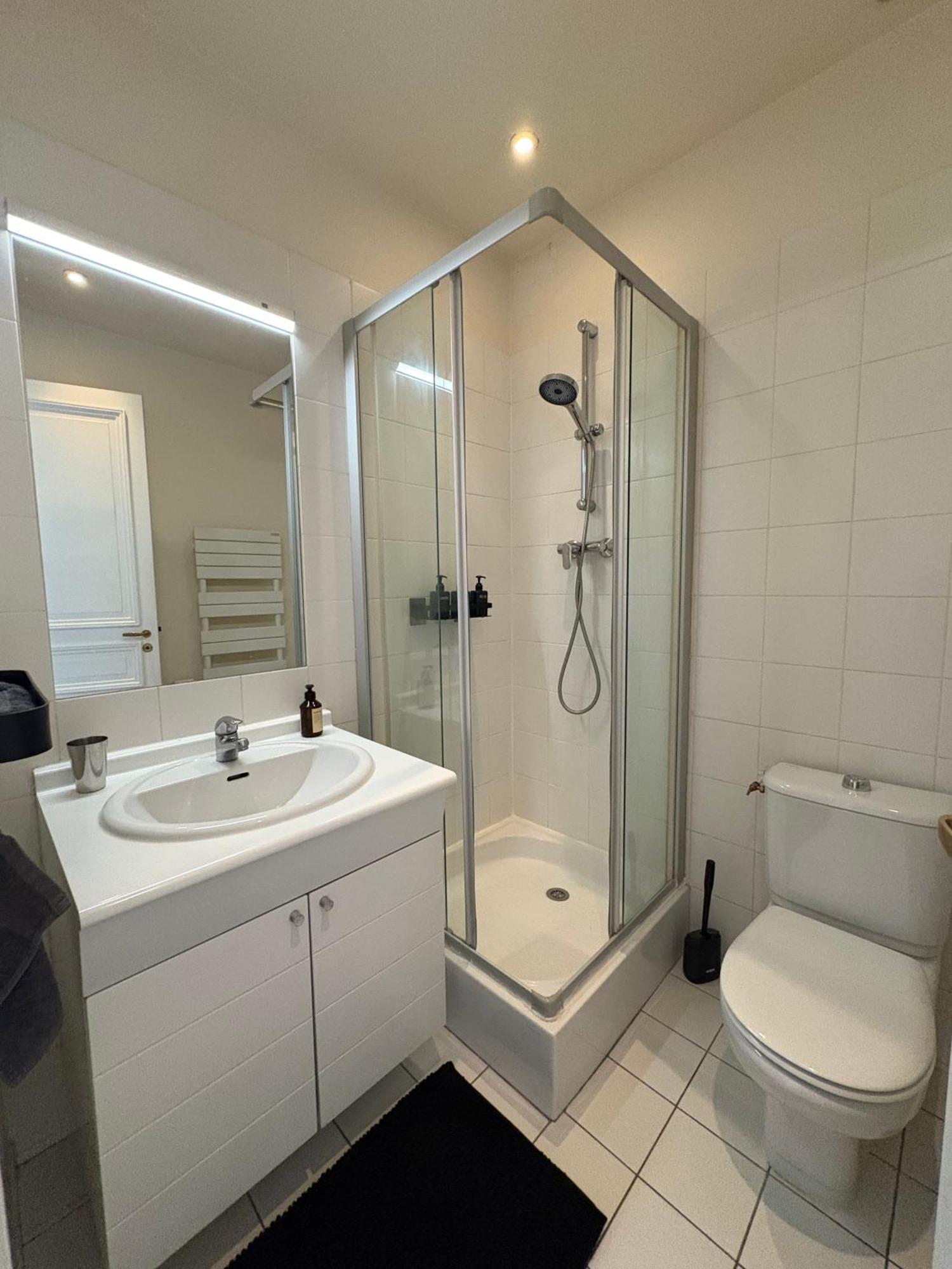 Appartement 140M2 Proche Des Champs Elysees Parijs Buitenkant foto